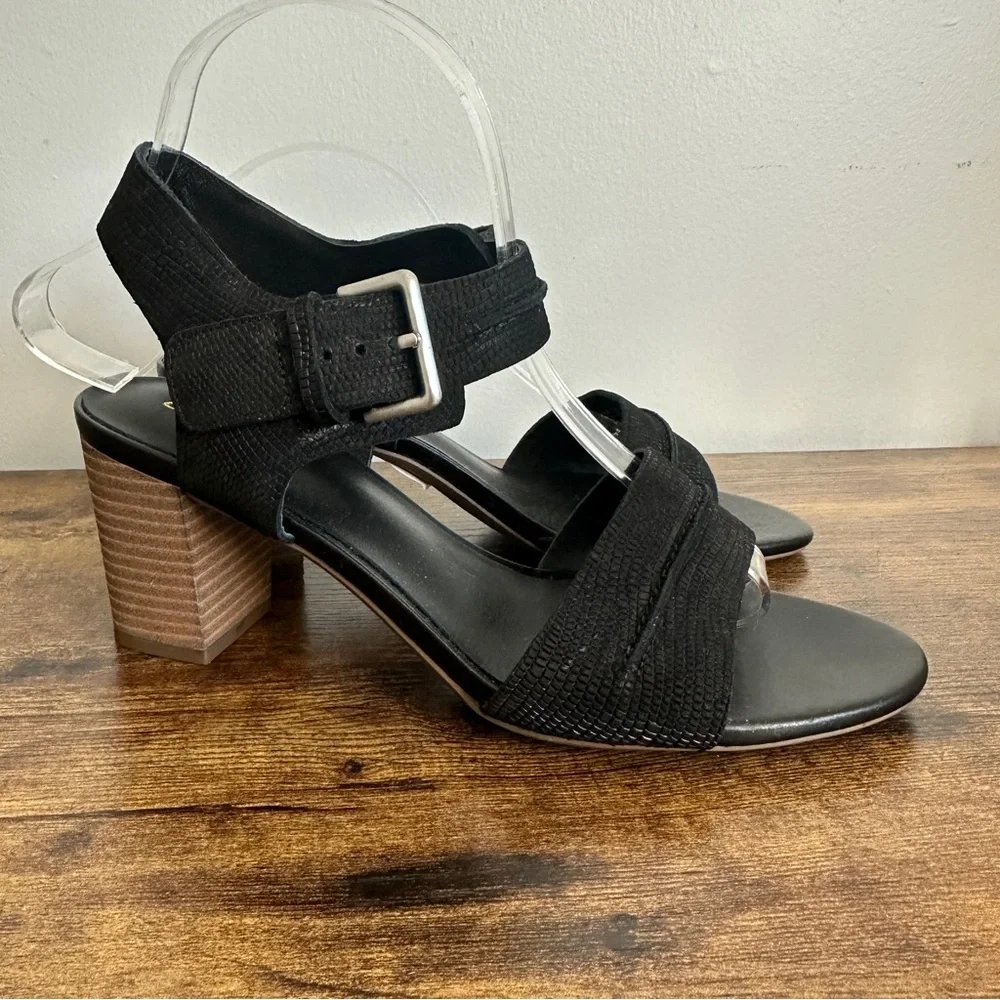 Clarks Womens Karseahi Sandal 7.5 Black Textured‎ Block Heel Sandals Leather New